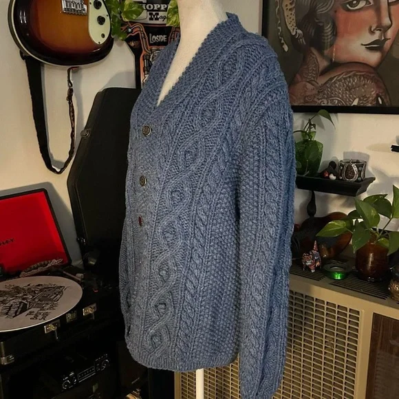 Vintage 1970s Men’s Blue Cable Wool Knit Cardigan Sweater